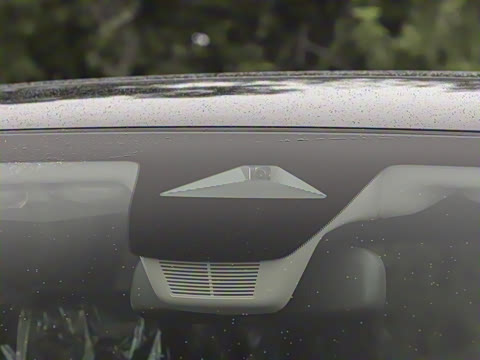 2026款 全球30年荣耀款 240TURBO 两驱锋尚5座版 2026款 全球30年荣耀款 240TURBO 两驱锋尚5座版