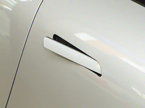 2025款 210Ultra智驾版 5座 2025款 210Ultra智驾版 5座