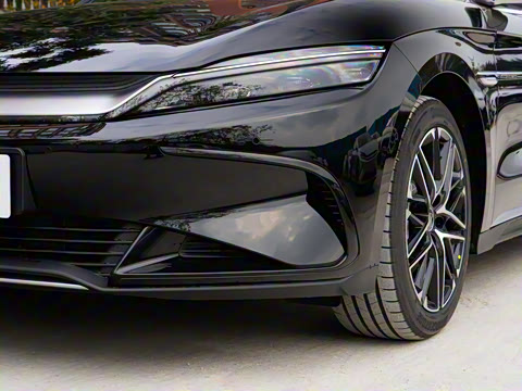 2025款 EV 智驾版 635KM激光雷达旗舰型 2025款 EV 智驾版 635KM激光雷达旗舰型