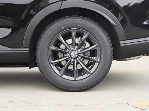 2026款 全球30年荣耀款 240TURBO 两驱锋尚5座版 2026款 全球30年荣耀款 240TURBO 两驱锋尚5座版