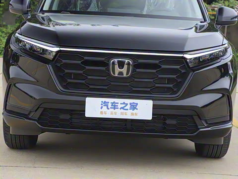 2026款 全球30年荣耀款 240TURBO 两驱锋尚5座版 2026款 全球30年荣耀款 240TURBO 两驱锋尚5座版