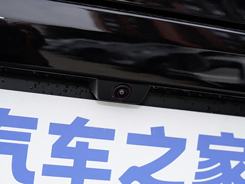 2025款 EV 智驾版 635KM激光雷达旗舰型 2025款 EV 智驾版 635KM激光雷达旗舰型