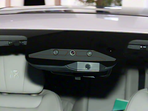 2025款 DM-i 智驾版 245KM尊荣型 2025款 DM-i 智驾版 245KM尊荣型