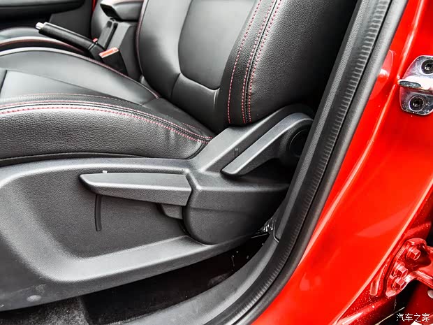 上汽集團(tuán) 名爵ZS 2017款 16T 自動(dòng)戰(zhàn)神版