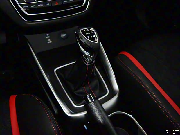 北京汽车 绅宝D50 2018款 1.5L 手动基本型