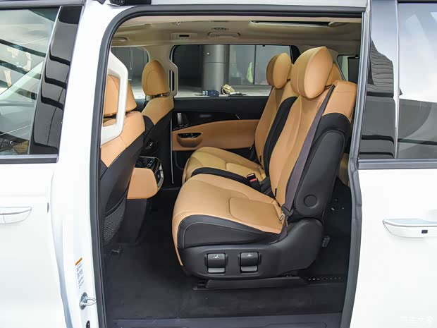 东风悦达起亚 嘉华 2021款 2.0T 旗舰版 东风悦达起亚 嘉华 2021款 2.0T 旗舰版