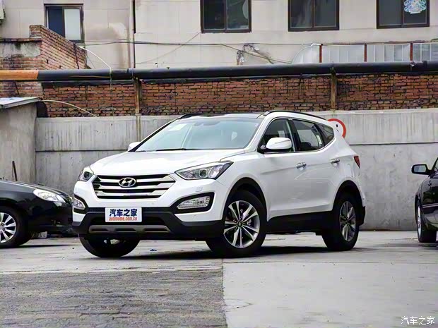 北京现代 全新胜达 2015款 2.0T 自动四驱顶级型 7座