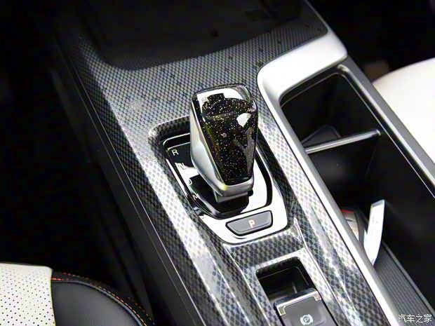 长城汽车 哈弗赤兔 2021款 1.5T 白银兔