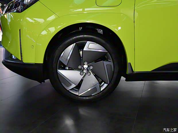 合創(chuàng)汽車 合創(chuàng)Z03 2021款 Z潮版