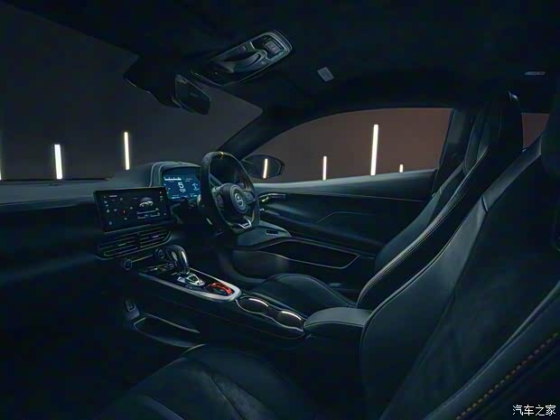 路特斯 EMIRA 2021款 3.5T First Edition 路特斯 EMIRA 2021款 3.5T First Edition