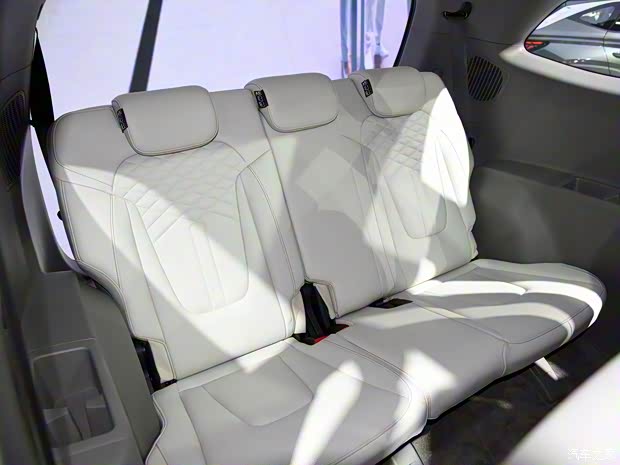 北京现代 库斯途 2021款 380TGDi 智爱旗舰版 TOP Premium