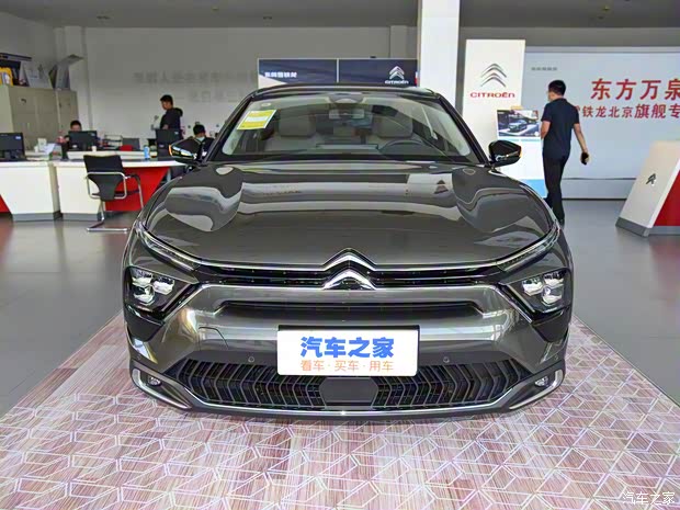 东风雪铁龙 凡尔赛C5 X 2021款 1.6T 越不凡