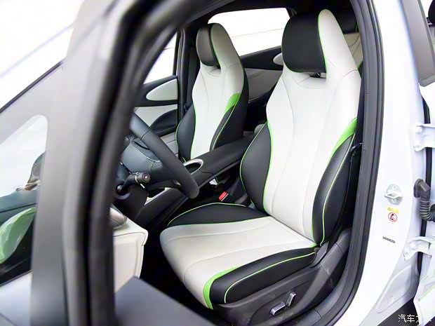 比亞迪 海豚 2021款 405km 時尚版