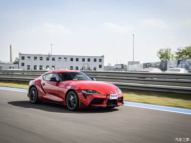 丰田(进口) SUPRA 2021款 GR SUPRA 3.0T 标准型