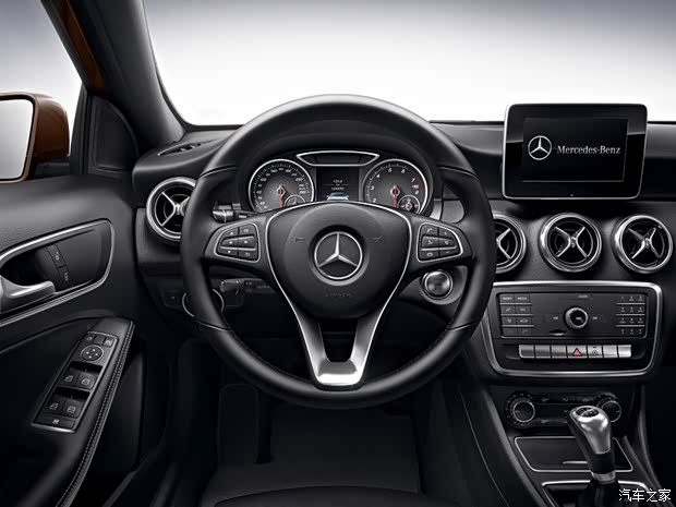 奔驰(进口) 奔驰A级 2017款 Sport Star Edition