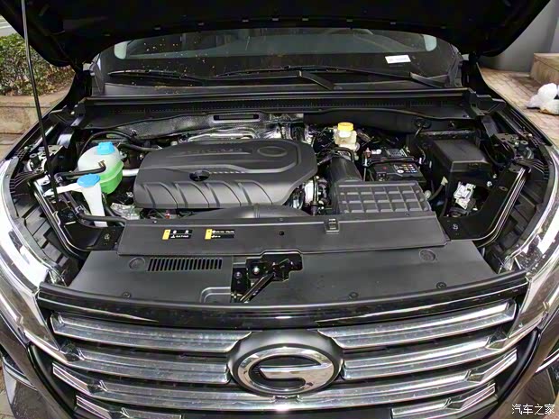 广汽乘用车 传祺GS4 2022款 270T 自动智行科技版 广汽乘用车 传祺GS4 2022款 270T 自动智行科技版