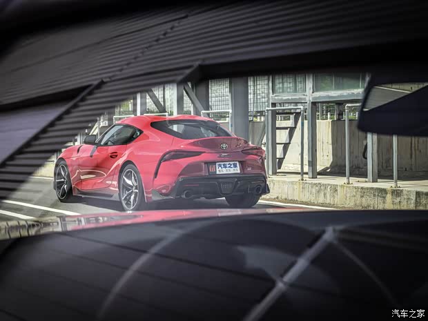 丰田(进口) SUPRA 2021款 GR SUPRA 3.0T 标准型