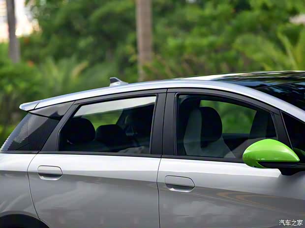 比亞迪 海豚 2021款 405km 時尚版