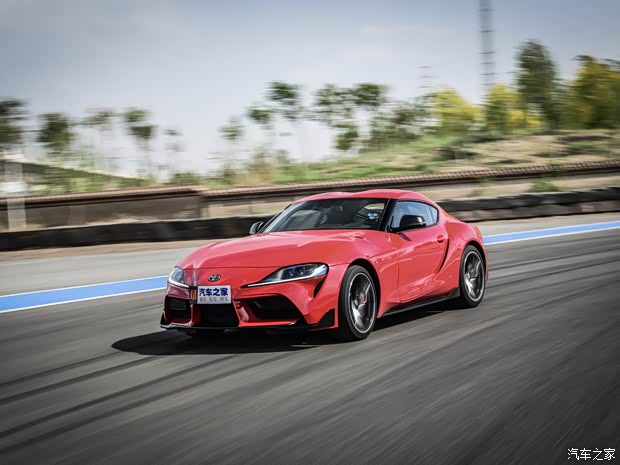 丰田(进口) SUPRA 2021款 GR SUPRA 3.0T 标准型
