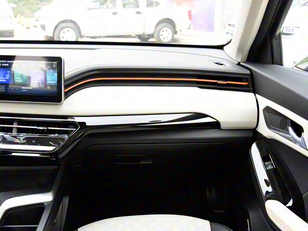 长城汽车 哈弗赤兔 2021款 1.5T 白银兔