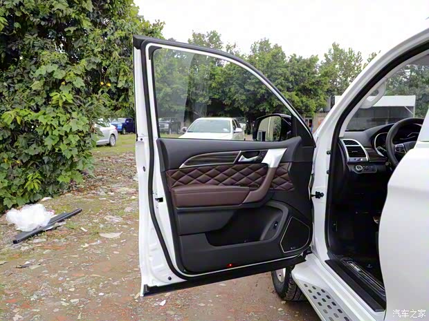 长城汽车 哈弗H9 2022款 2.0T 汽油四驱智享型 5座