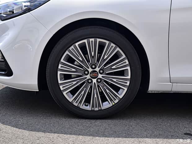 一汽红旗 红旗H5 2022款 1.8T 自动智联旗享版