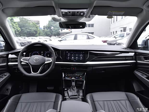 上汽大众 帕萨特 2022款 330TSI 星空尊贵版