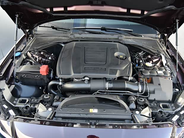 奇瑞捷豹路虎 捷豹XFL 2018款 XFL 2.0T 250PS 豪華版