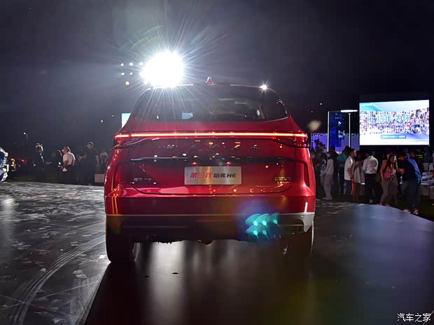 长城汽车 哈弗H6 2021款 第三代 2.0T 自动四驱Supreme+