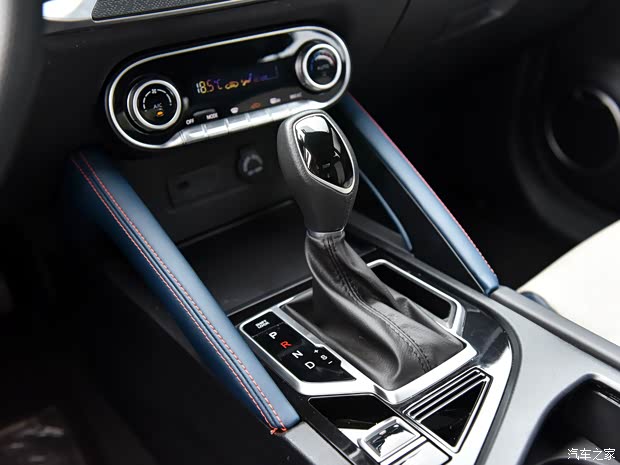 東風(fēng)小康 風(fēng)光500 2022款 1.5T CVT智享型