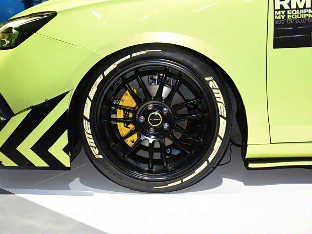 上汽集團 榮威i5 2021款 改裝版