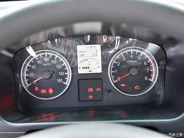 华晨鑫源 鑫源T50S 2021款 1.6L标准型CNG 200L SWDC16M 华晨鑫源 鑫源T50S 2021款 1.6L标准型CNG 200L SWDC16M