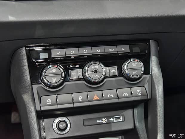 上汽斯柯达 柯珞克 2018款 TSI280 旗舰版 上汽斯柯达 柯珞克 2018款 TSI280 旗舰版