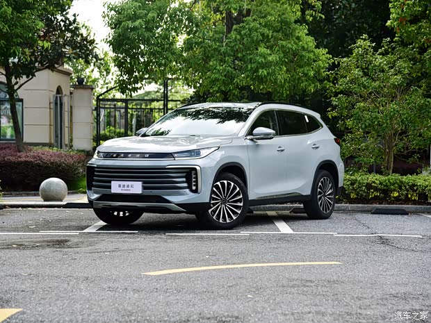 星途 星途凌云 2021款 400T 四驱星尊版 星途 星途凌云 2021款 400T 四驱星尊版