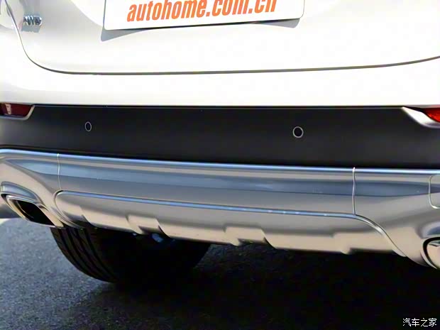 英菲尼迪(进口) 英菲尼迪QX30 2017款 2.0T 四驱中配型