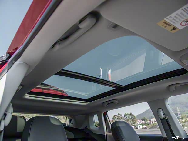 广汽菲克Jeep 指南者 2017款 200TS 自动高性能四驱版 广汽菲克Jeep 指南者 2017款 200TS 自动高性能四驱版