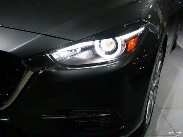 馬自達(dá)(進(jìn)口) 馬自達(dá)3(進(jìn)口) 2017款 兩廂版