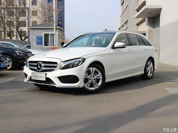 奔驰(进口) 奔驰C级(进口) 2017款 C 180 旅行轿车 奔驰(进口) 奔驰C级(进口) 2017款 C 180 旅行轿车
