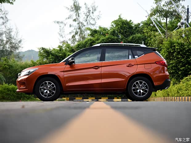 比亚迪 宋 2016款 1.5TID 自动基本型