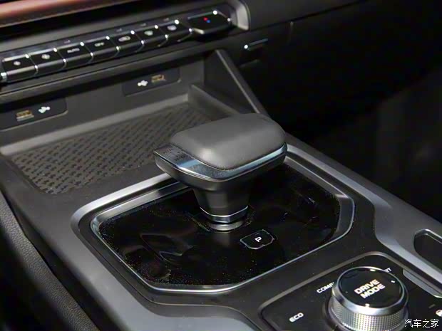 吉利汽车 豪越 2022款 1.8TD DCT豪华型 7座