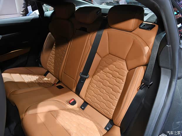 Audi Sport 奧迪RS e-tron GT 2021款 基本型