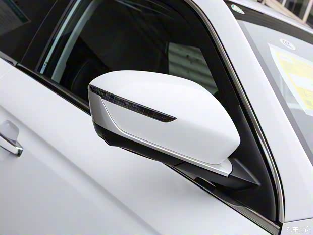 吉利汽车 博越 2022款 博越X 中配版