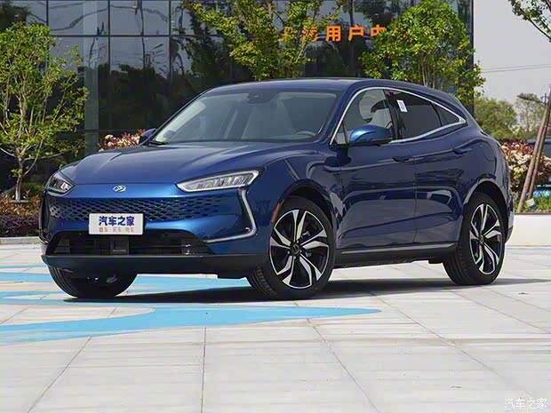 金康赛力斯 赛力斯SF5 2021款 华为智选两驱版 金康赛力斯 赛力斯SF5 2021款 华为智选两驱版