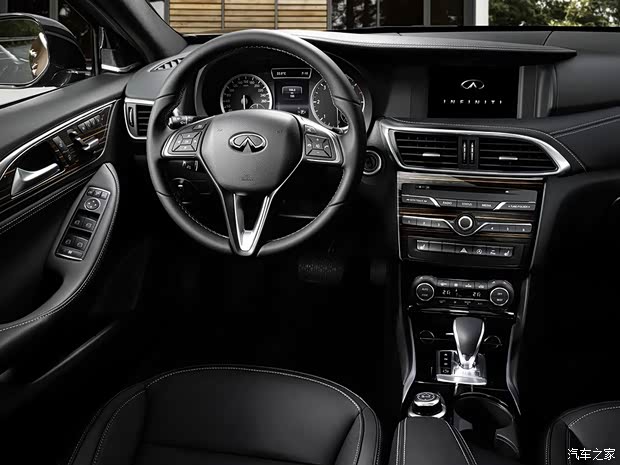 英菲尼迪(进口) 英菲尼迪Q30 2015款 基本型 英菲尼迪(进口) 英菲尼迪Q30 2015款 基本型