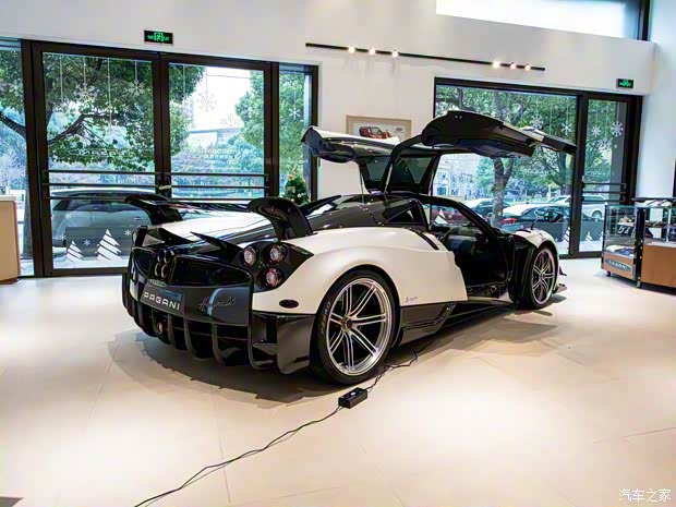 帕加尼 Huayra 2016款 BC