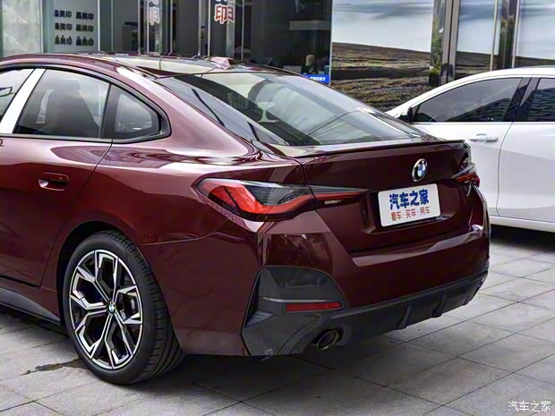宝马(进口) 宝马4系 2021款 430i Gran Coupe M运动曜夜套装