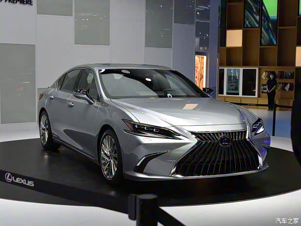 雷克萨斯 雷克萨斯ES 2021款 300h 雷克萨斯 雷克萨斯ES 2021款 300h