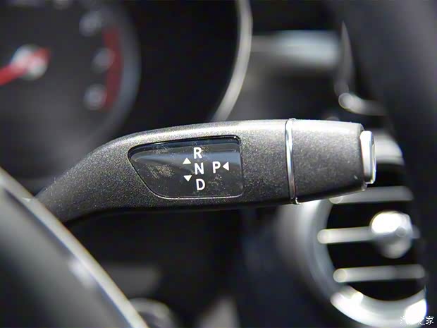 奔馳(進口) 奔馳C級(進口) 2016款 C 300 轎跑版