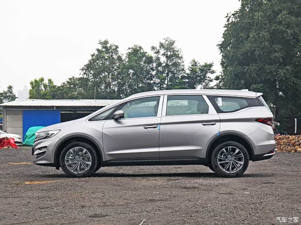 吉利汽车 嘉际 2022款 1.8TD DCT白金尊贵型 吉利汽车 嘉际 2022款 1.8TD DCT白金尊贵型