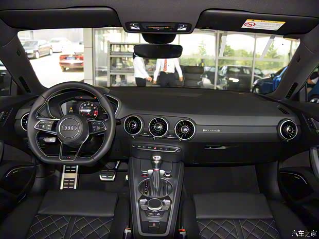 奥迪(进口) 奥迪TTS 2017款 TTS Coupe 2.0TFSI quattro